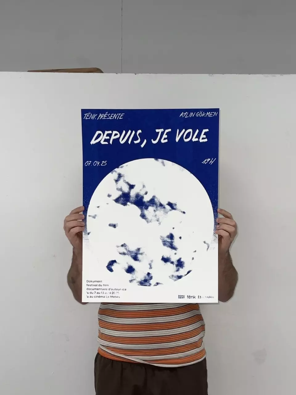 échelle poster "Depuis je vole"